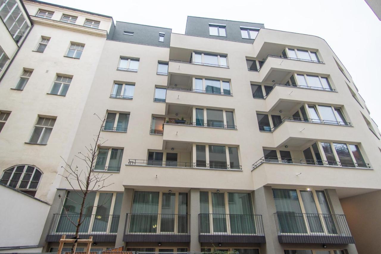 Apartment With Balcony Prague Exterior photo